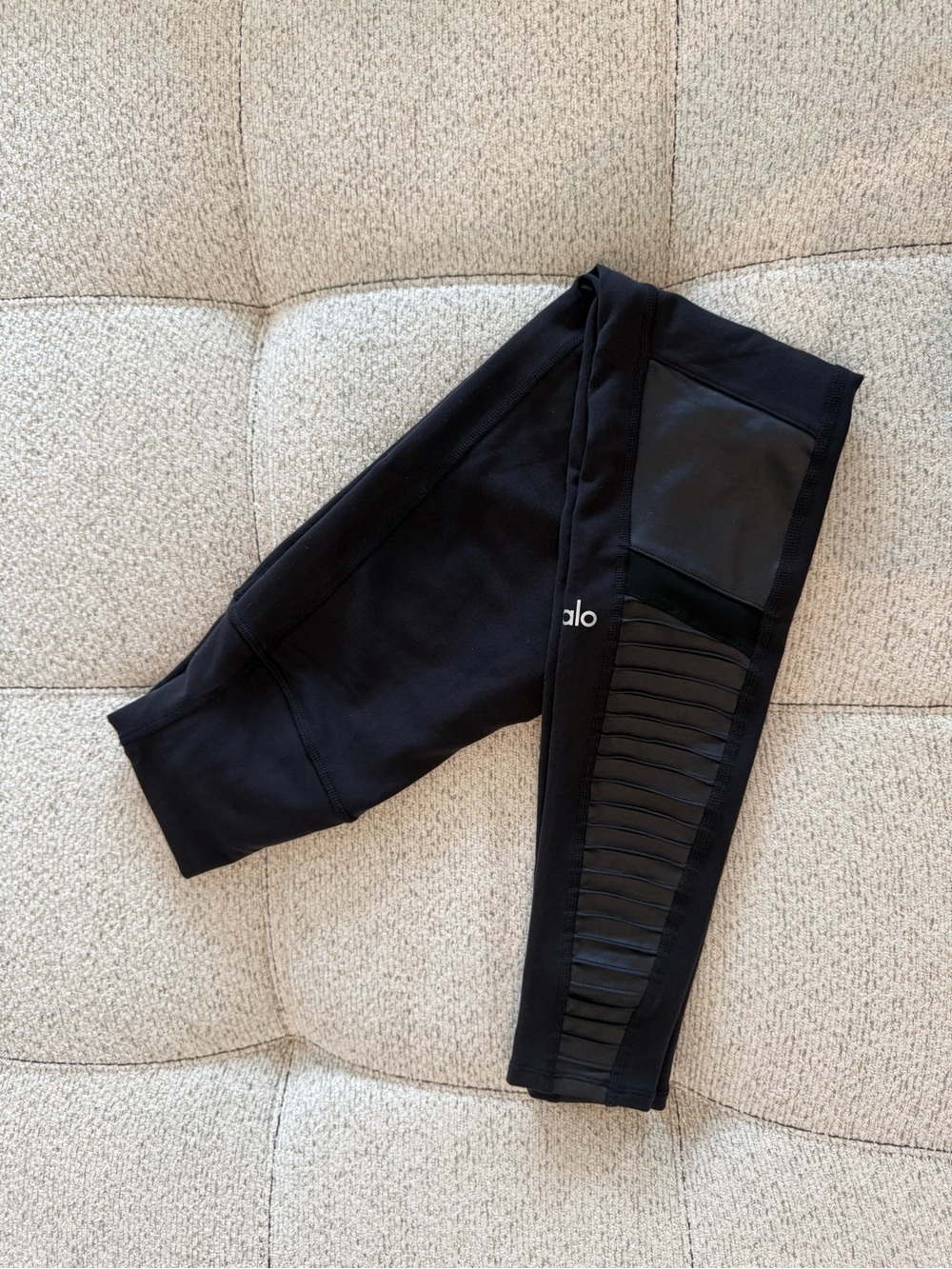 ALO Yoga Black Moto Legging